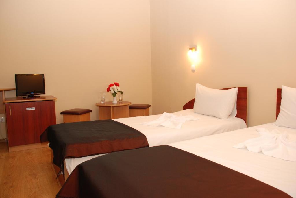 Hotel Liliacul Cluj-Napoca Room photo